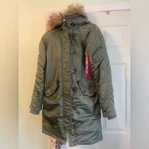 Size small army green Alpha Industries coat in excellent, like new condition.